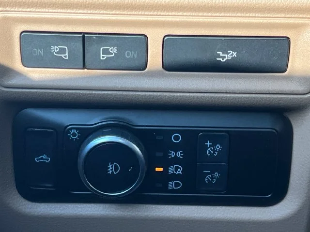 Used 2023 Gray Ford Lariat image 30