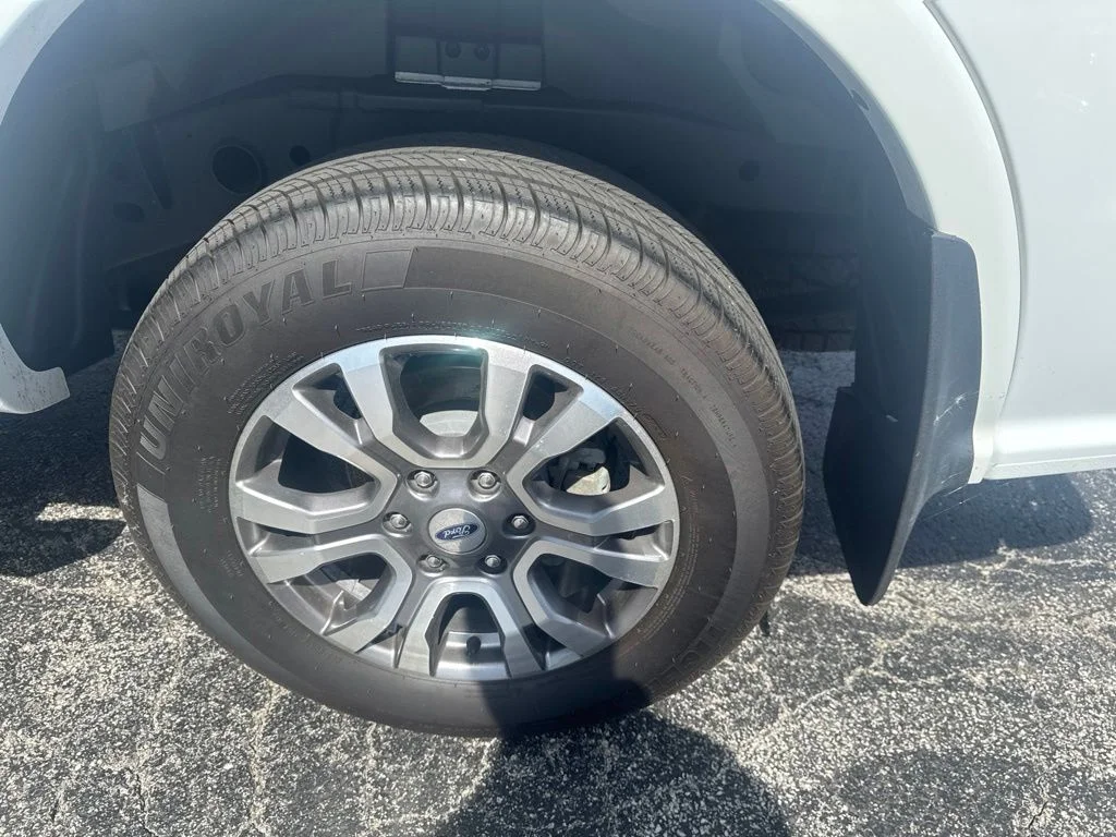 Certified Used 2023 Oxford White Ford Lariat image 48