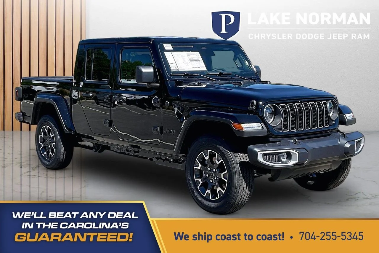 2026 Jeep Gladiator Sahara Auto's photo