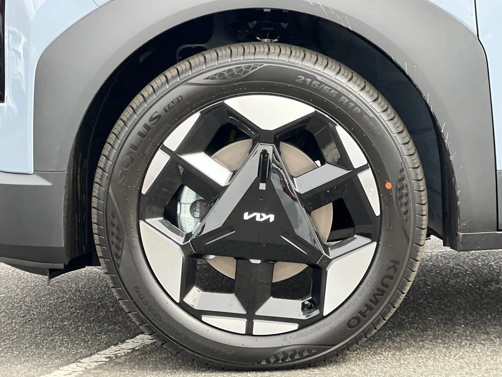 New 2027 Gray Kia EX image 32