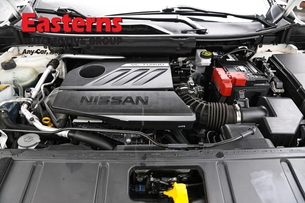 Used 2023 White Nissan SV image 7
