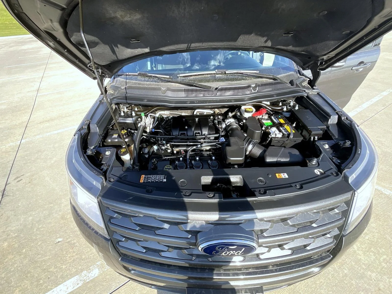 Used 2018 Gray Ford XLT image 26
