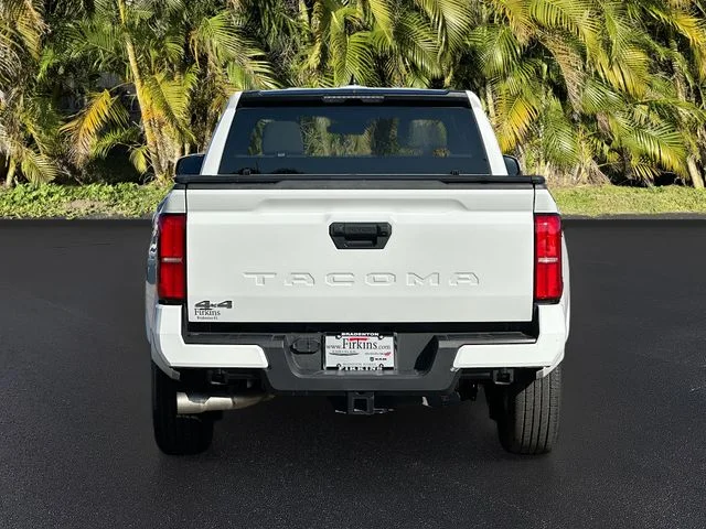 Used 2025 White Toyota SR5 image 6