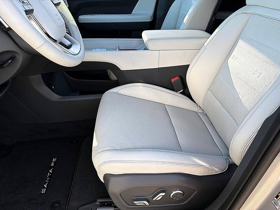 New 2027 Shimmering Silver Hyundai Limited AWD image 24