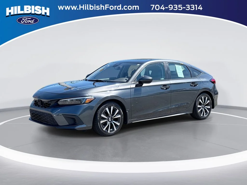 Used 2023  Honda EX-L image 1
