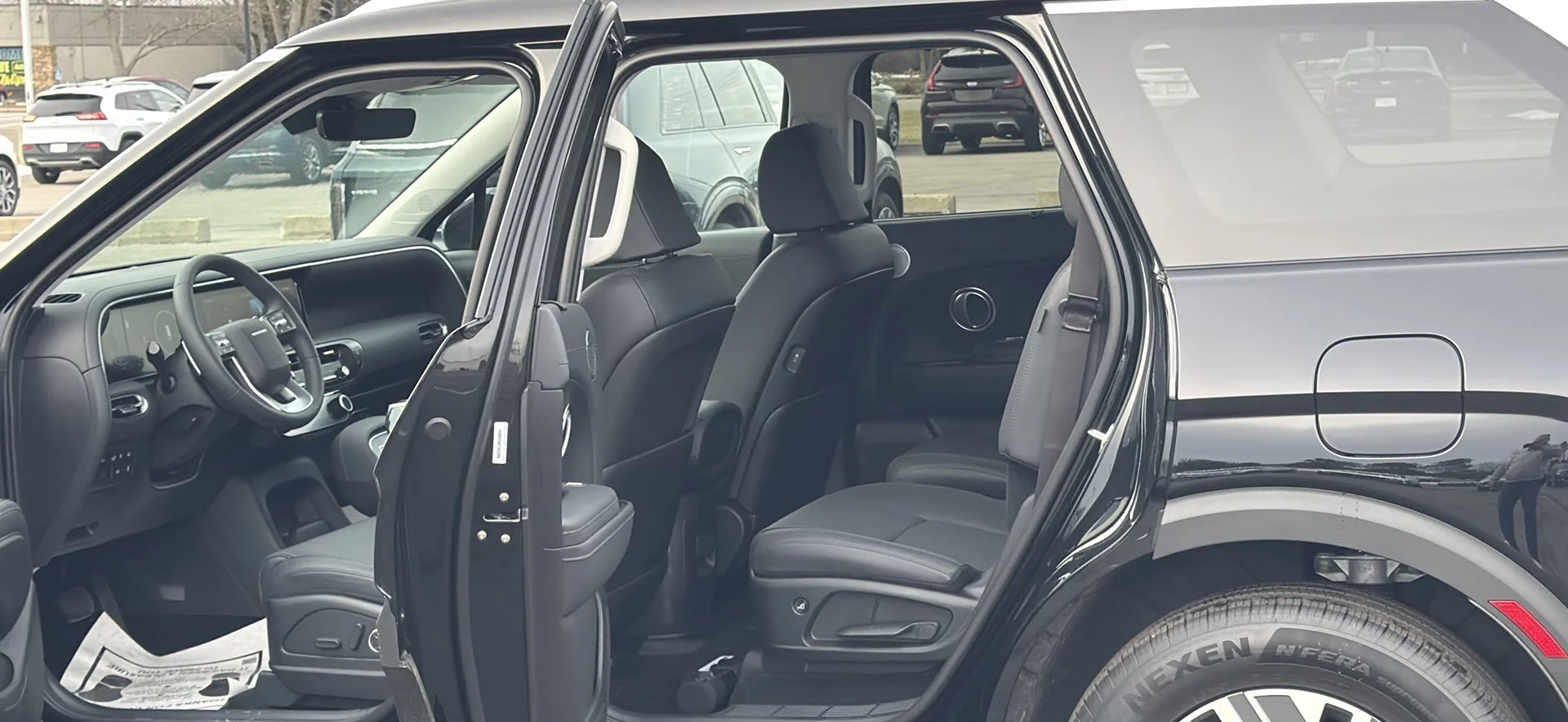 New 2026 Abyss Black Pearl Hyundai SEL Premium 7P image 10