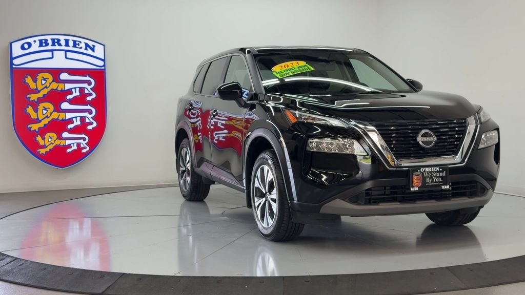 Used 2023 Super Black Nissan SV image 2