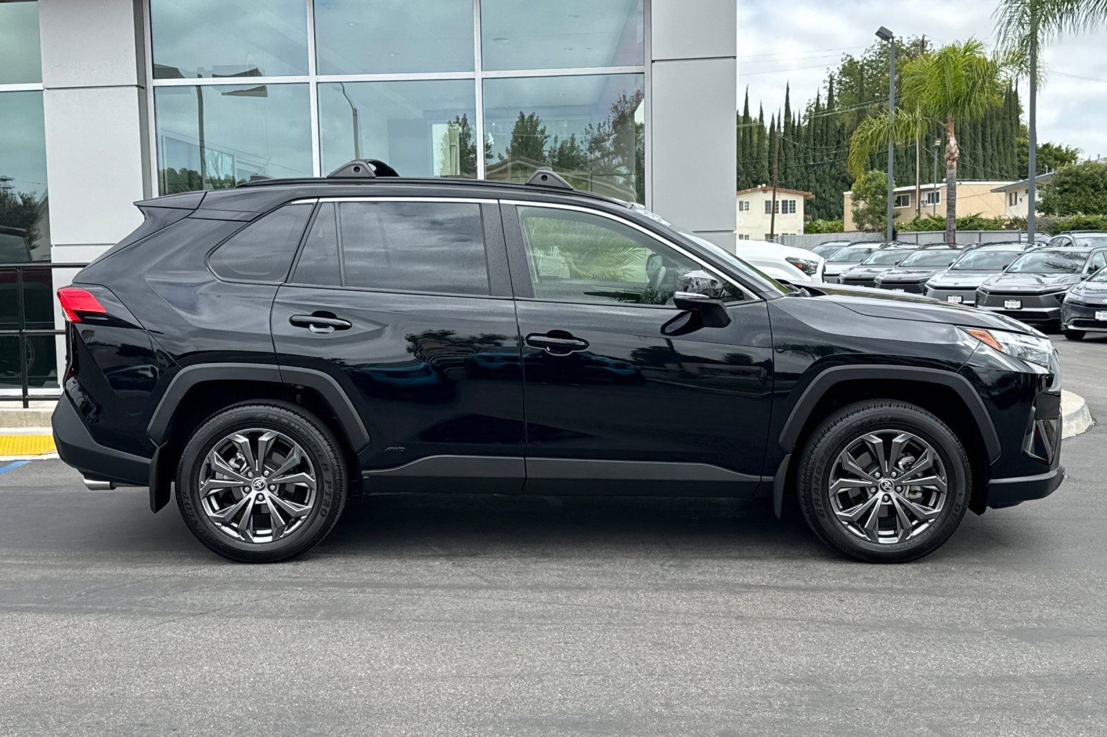 Certified Used 2025 Black Toyota XLE Premium image 4