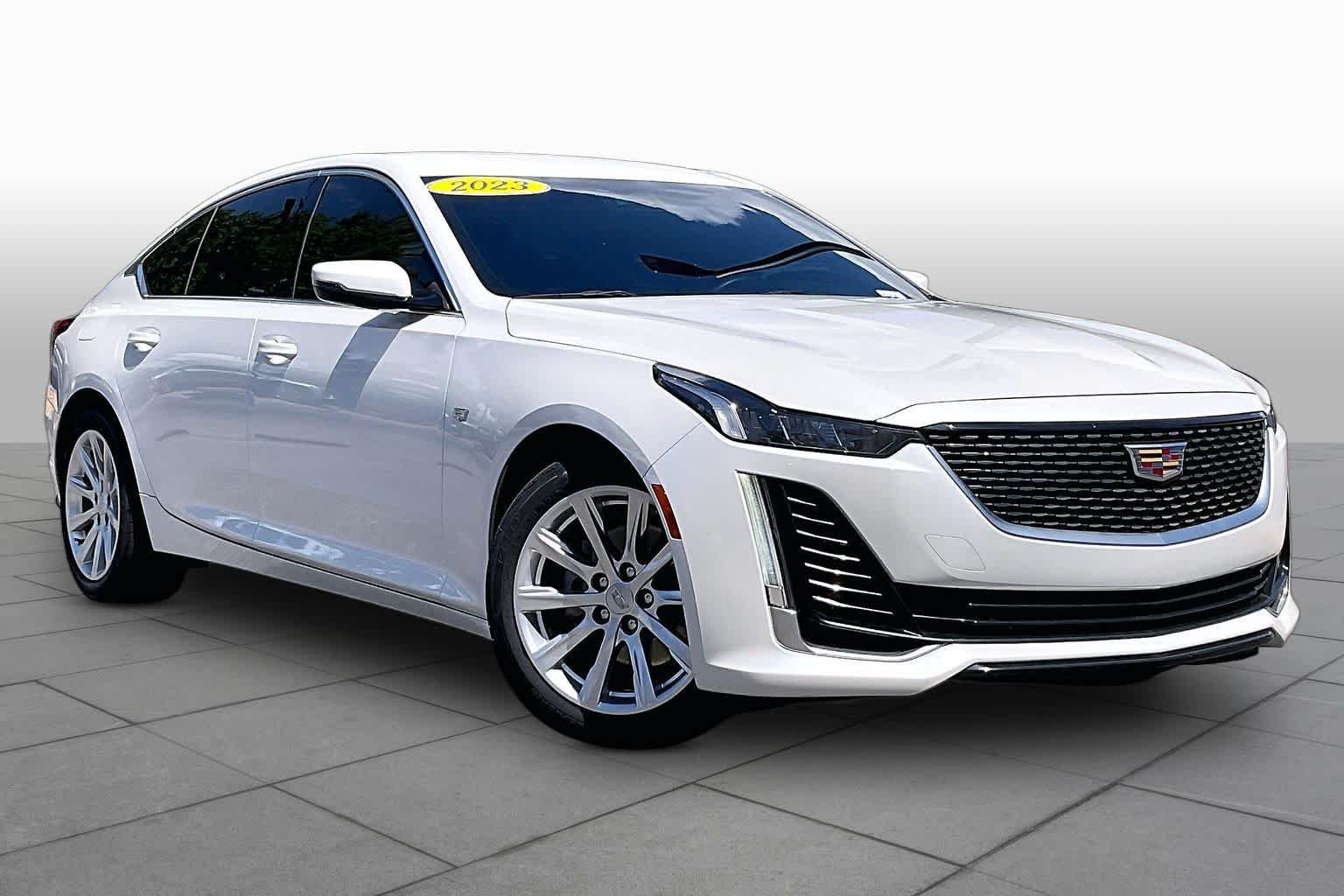 Used 2023 CRYSTAL WHITE TRICOAT Cadillac Luxury image 5