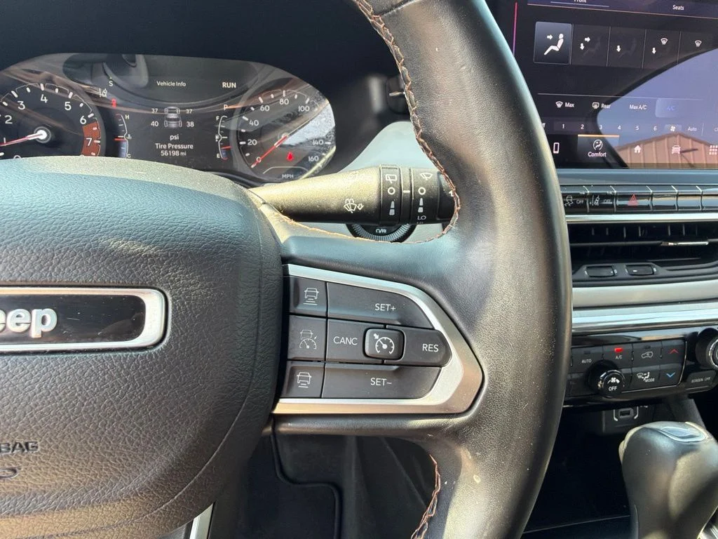 Used 2022 White Jeep Limited image 10
