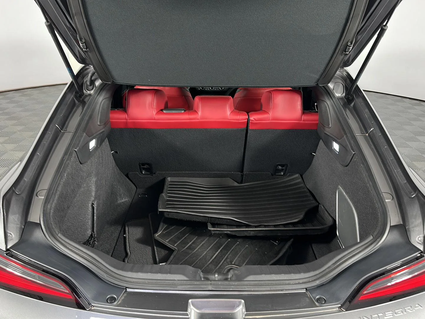 Used 2024 Liquid Carbon Metallic Acura w/Tech w/A-SPEC image 25