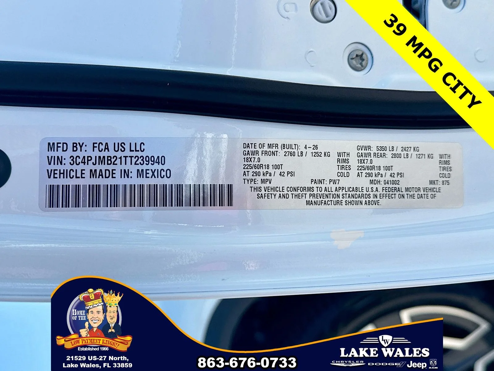 New 2026 Bright White Clear-Coat Exterior Paint Jeep  image 29