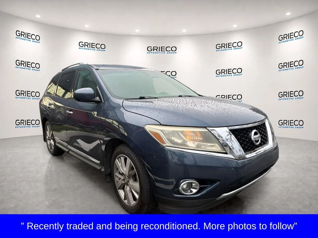 Used 2014 Blue Nissan Platinum image 1