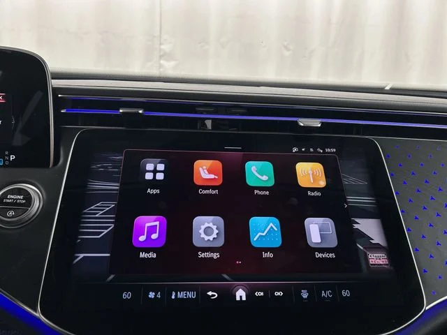 2025 Mercedes-Benz E-Class E350 - Photo 13
