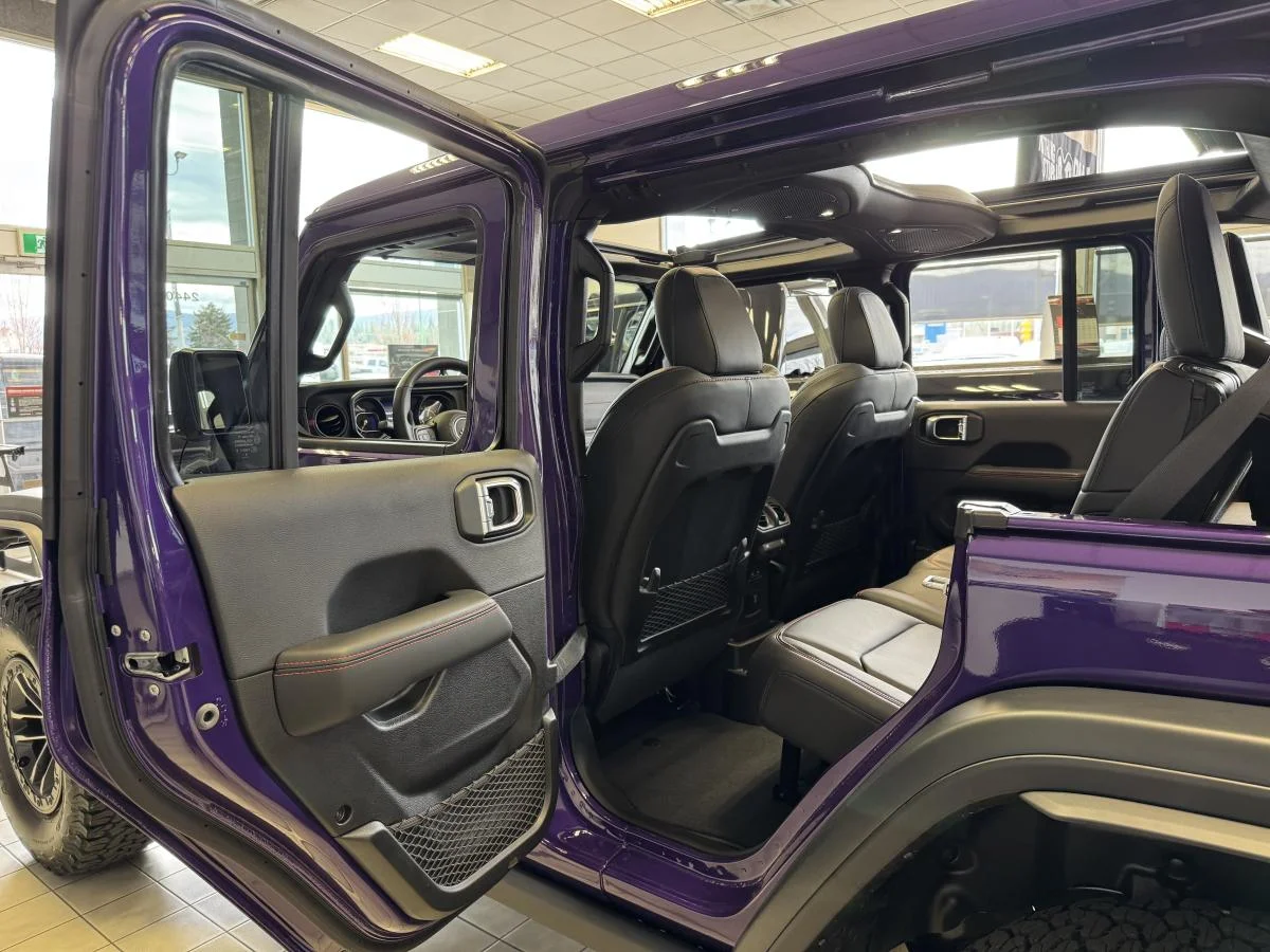 New 2026 reign (pht) Jeep Moab 392 4 Door 4x4 image 8