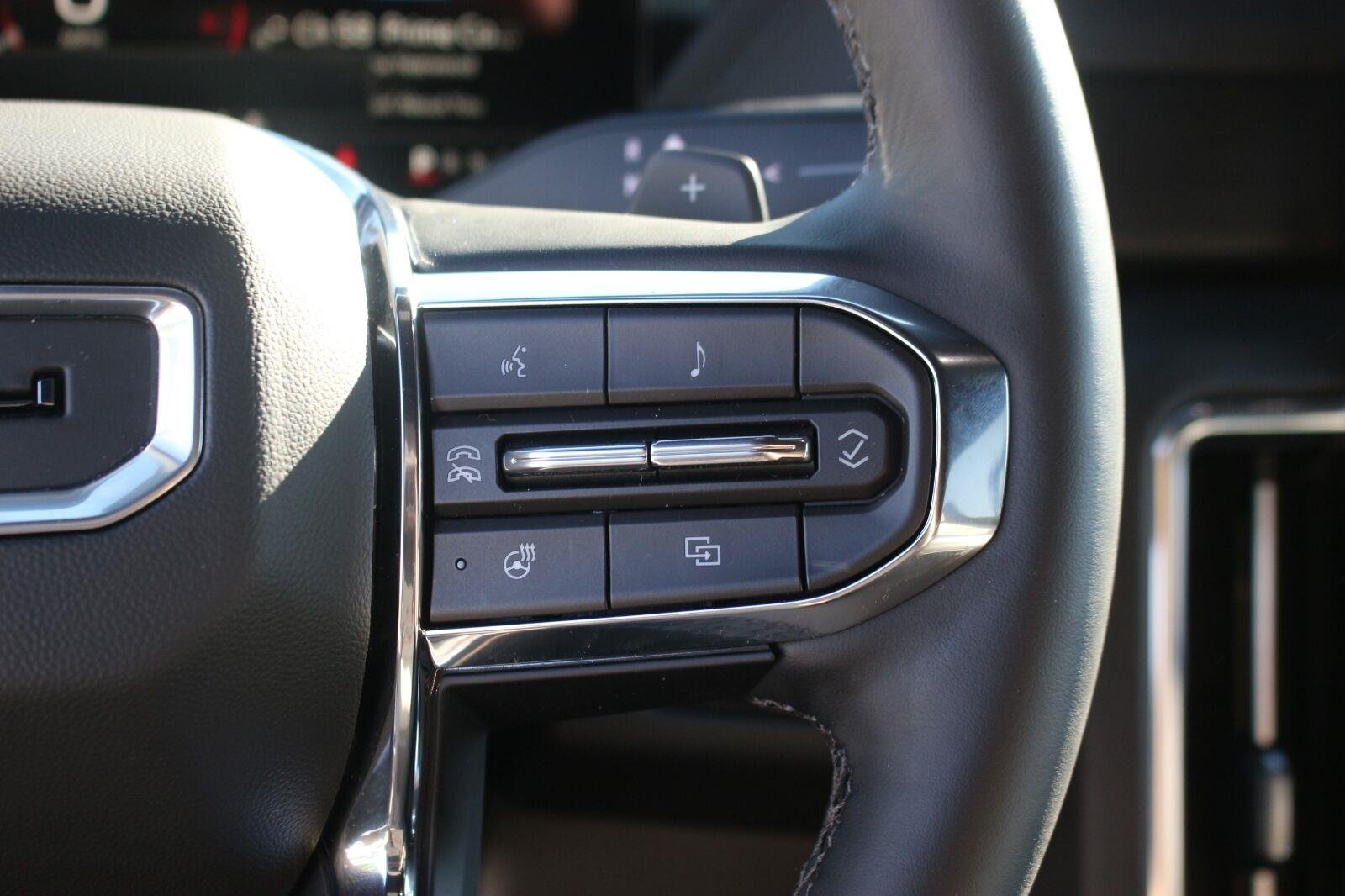 Used 2026 Onyx Black GMC Denali image 21