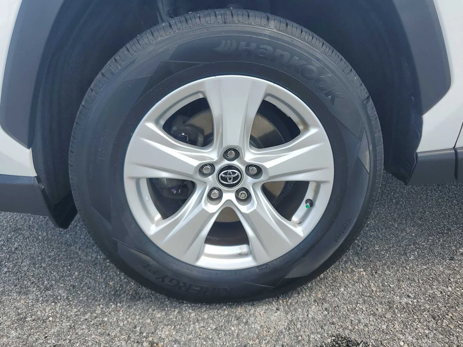 Used 2020 Super White White Toyota XLE image 13