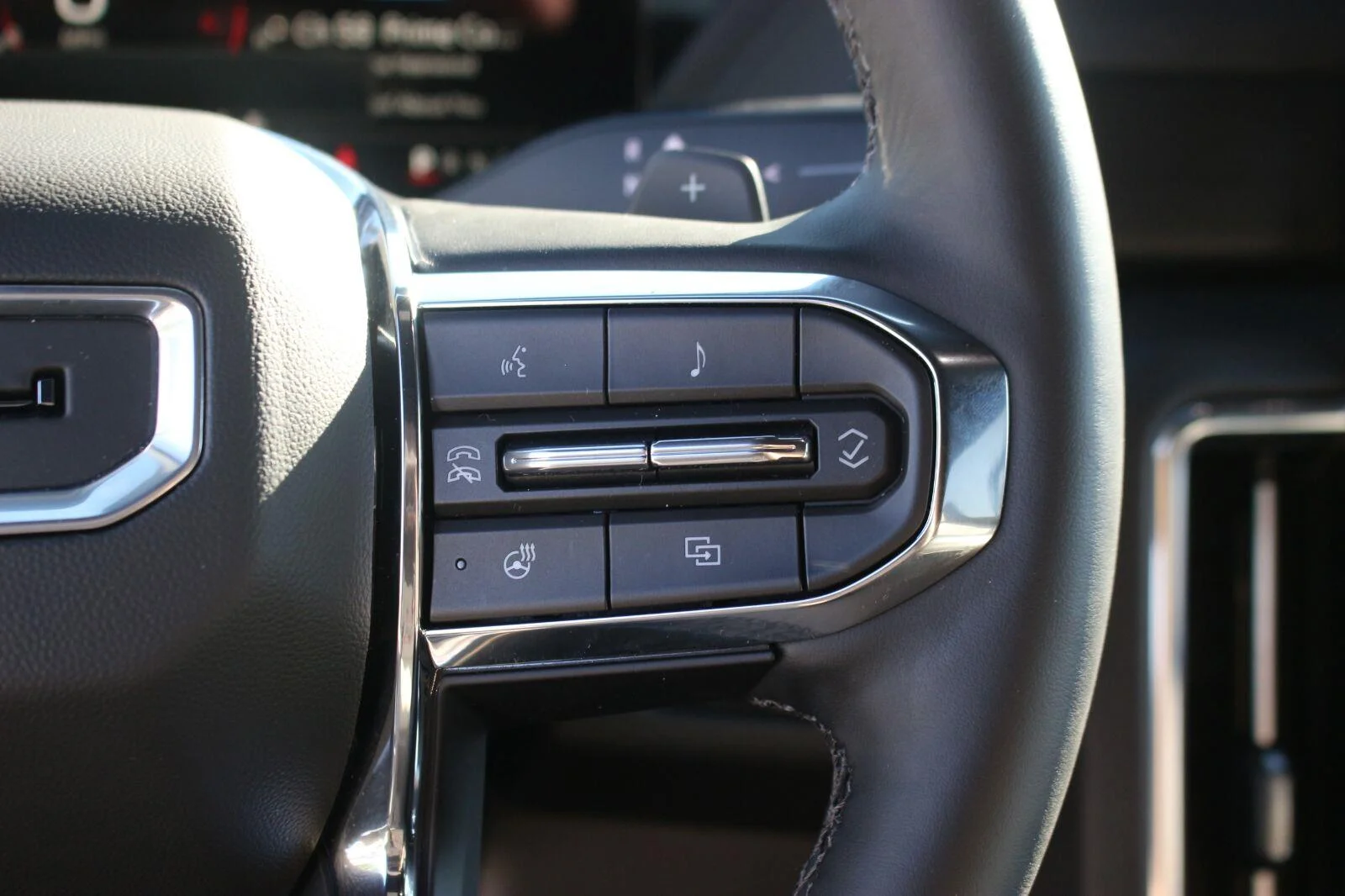 Used 2026 Onyx Black GMC Denali image 21