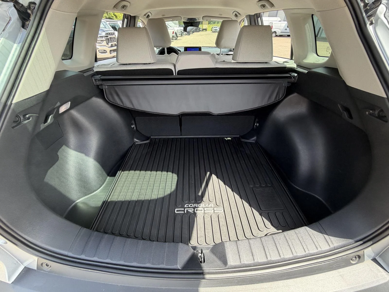 Used 2024 Sonic Silver Toyota L image 18