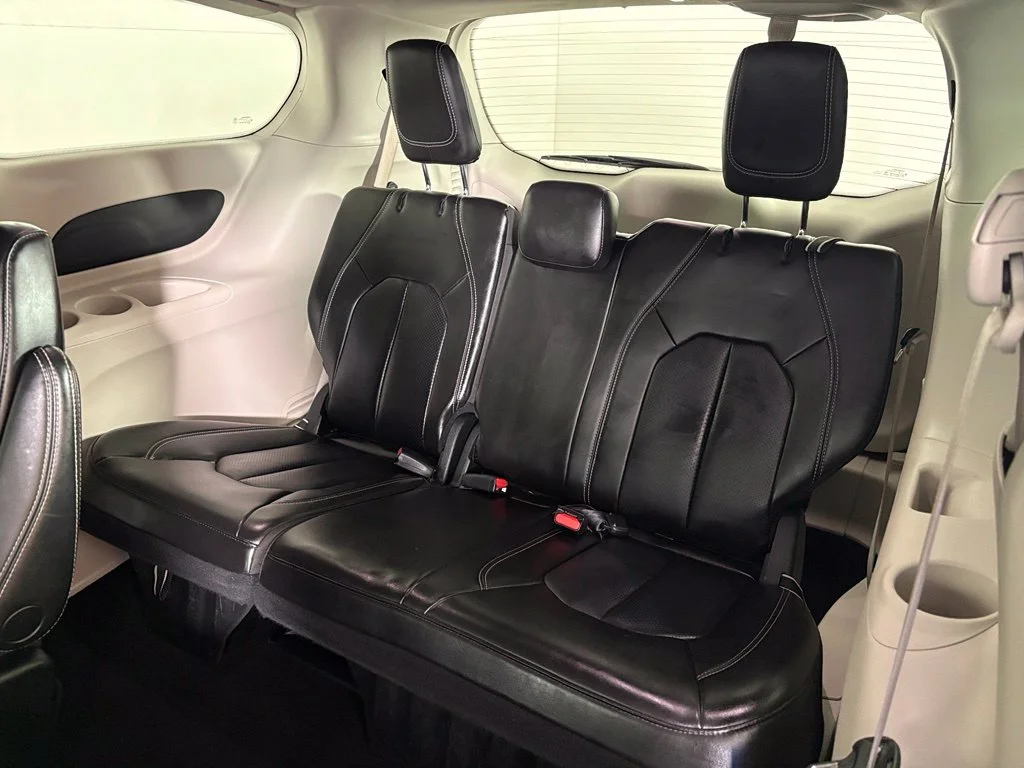 Used 2023 White Chrysler Touring L image 37