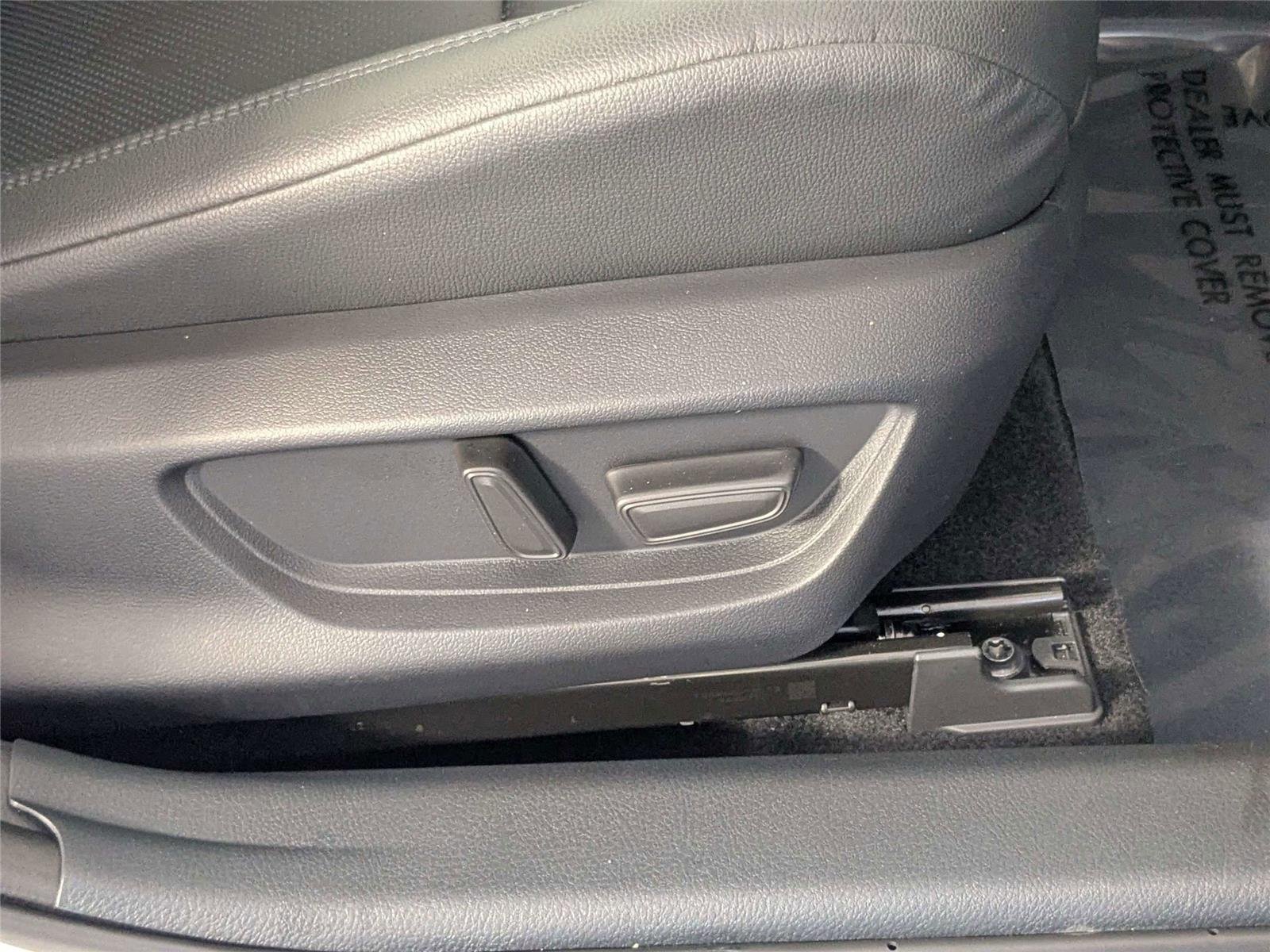 2025 Toyota Camry XSE - Photo 33