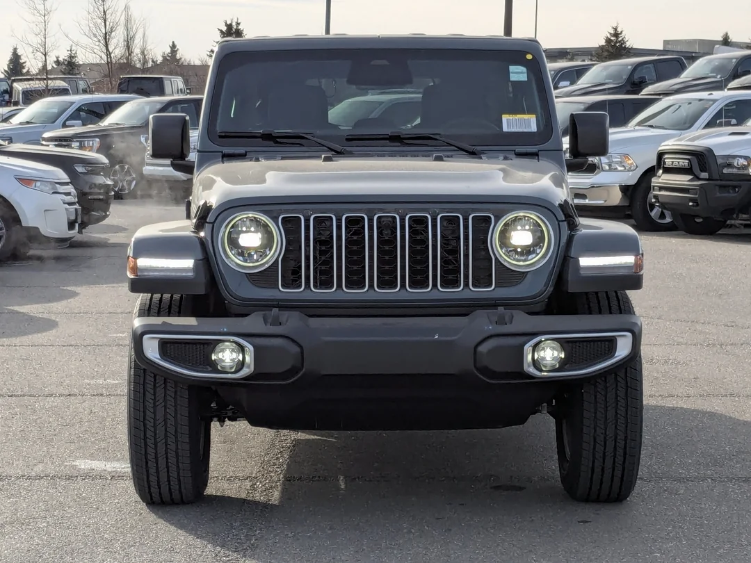 New 2026 Dark blue Jeep Sahara - - 4x4 - McKinley Leather - Body-Color Top - Alpine Audio - Remote Start & More! image 3