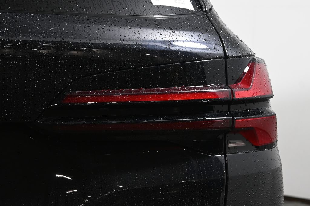 New 2026 Black Sapphire Metallic BMW xDrive40i image 13