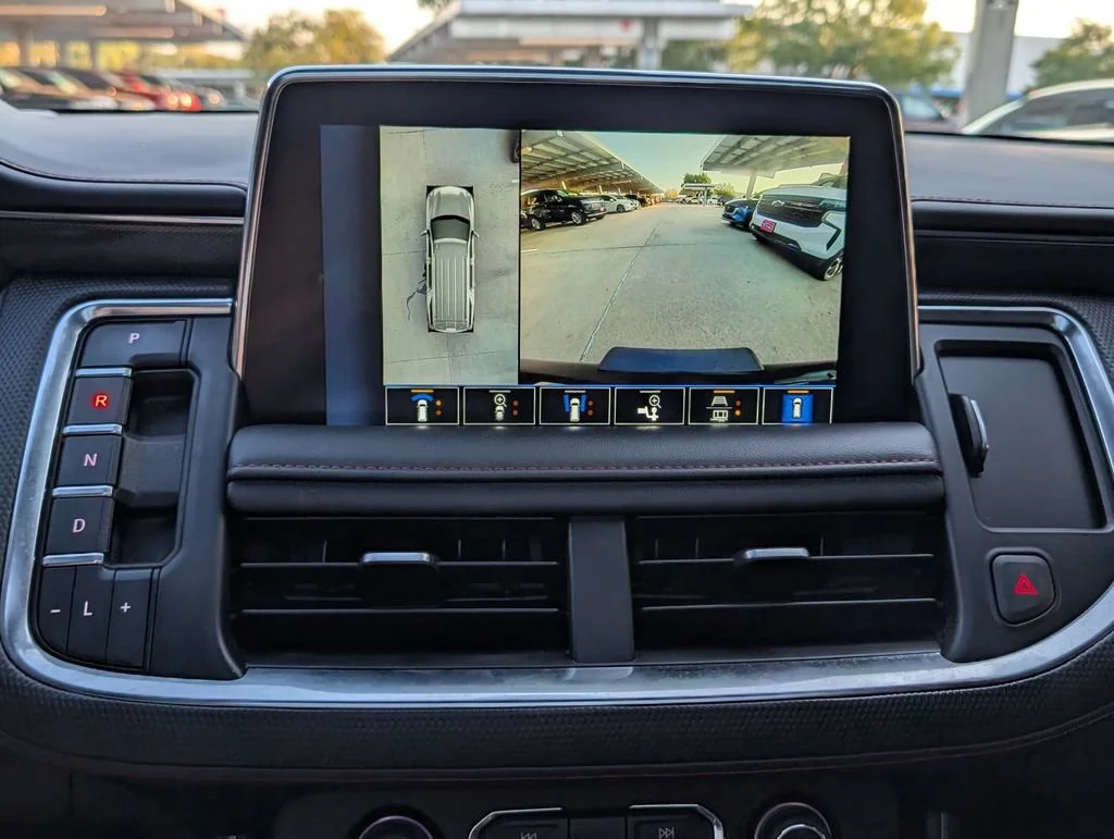 2022 Chevrolet Suburban RST - Photo 9