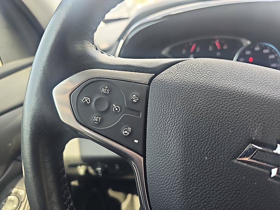 Used 2021 Mosaic Black Metallic Chevrolet RS Awd image 22