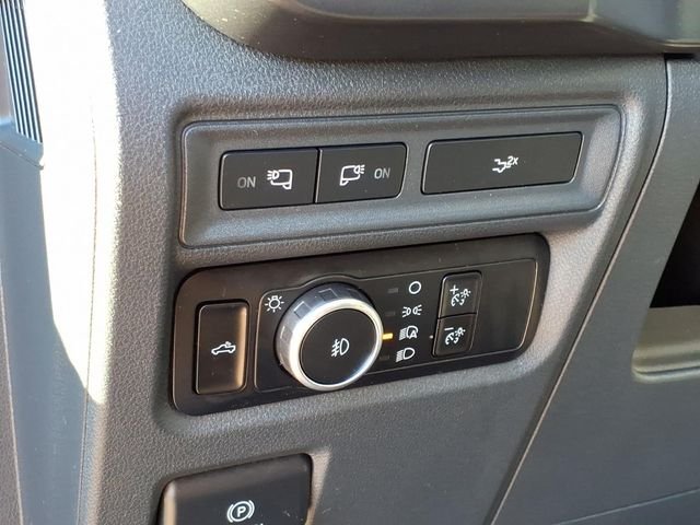 Used 2024 Black Ford XLT image 21