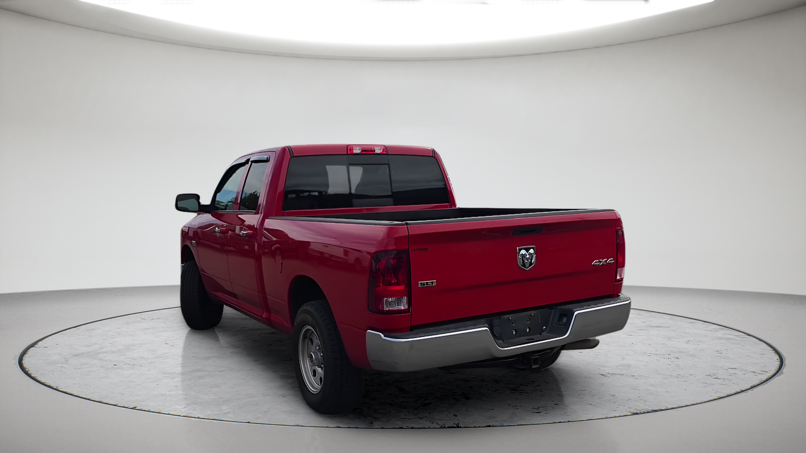 Used 2018 Flame Red Clearcoat Ram SLT image 9