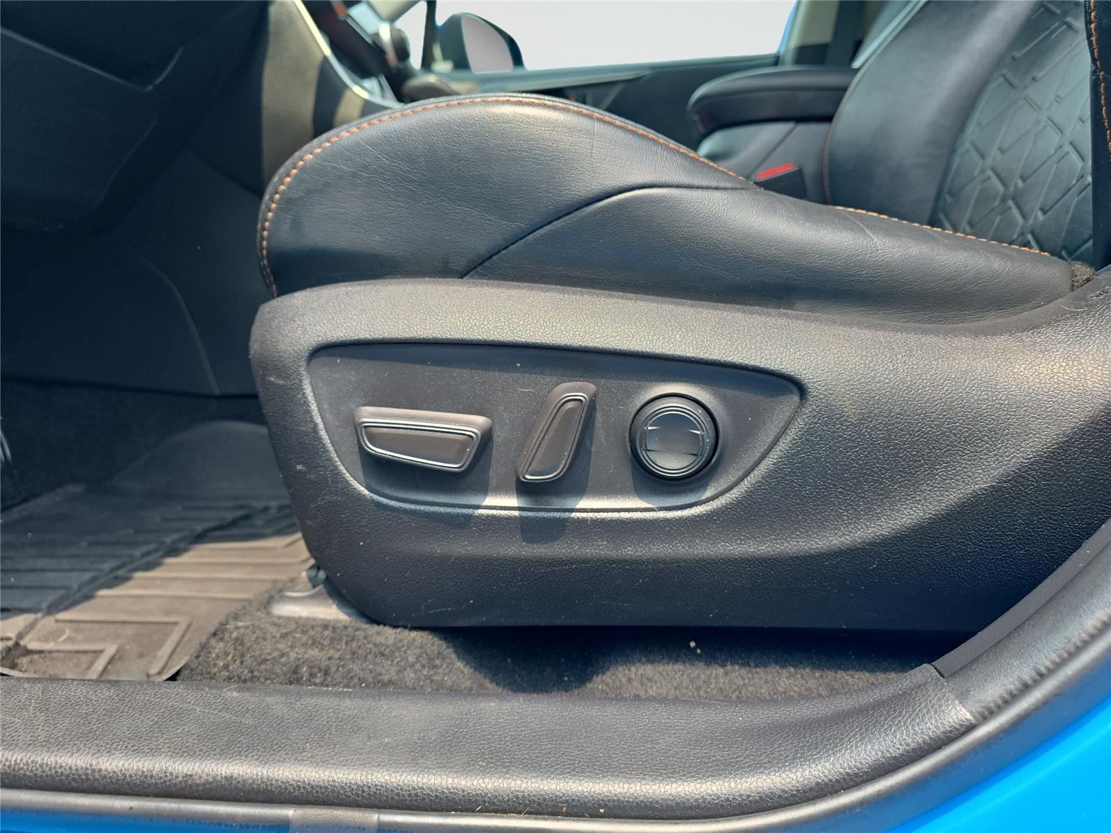 Used 2021 Blue Flame Toyota Adventure image 22