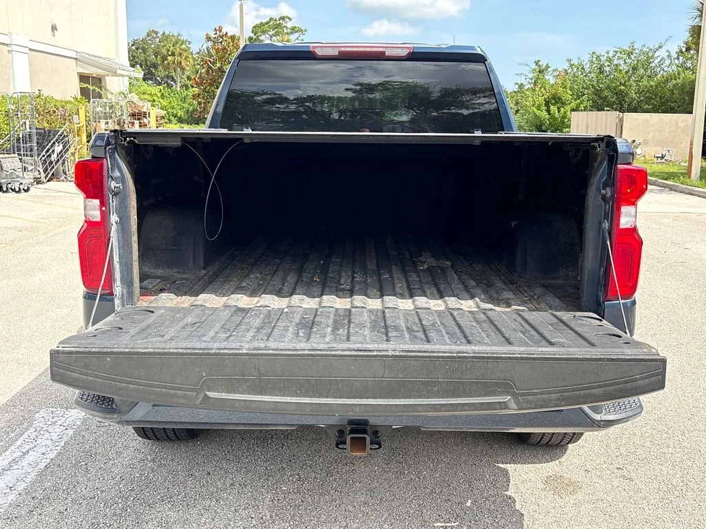 Certified Used 2020 Blue Chevrolet Custom image 9