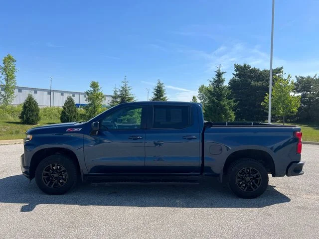 Used 2021 Blue Chevrolet RST image 8