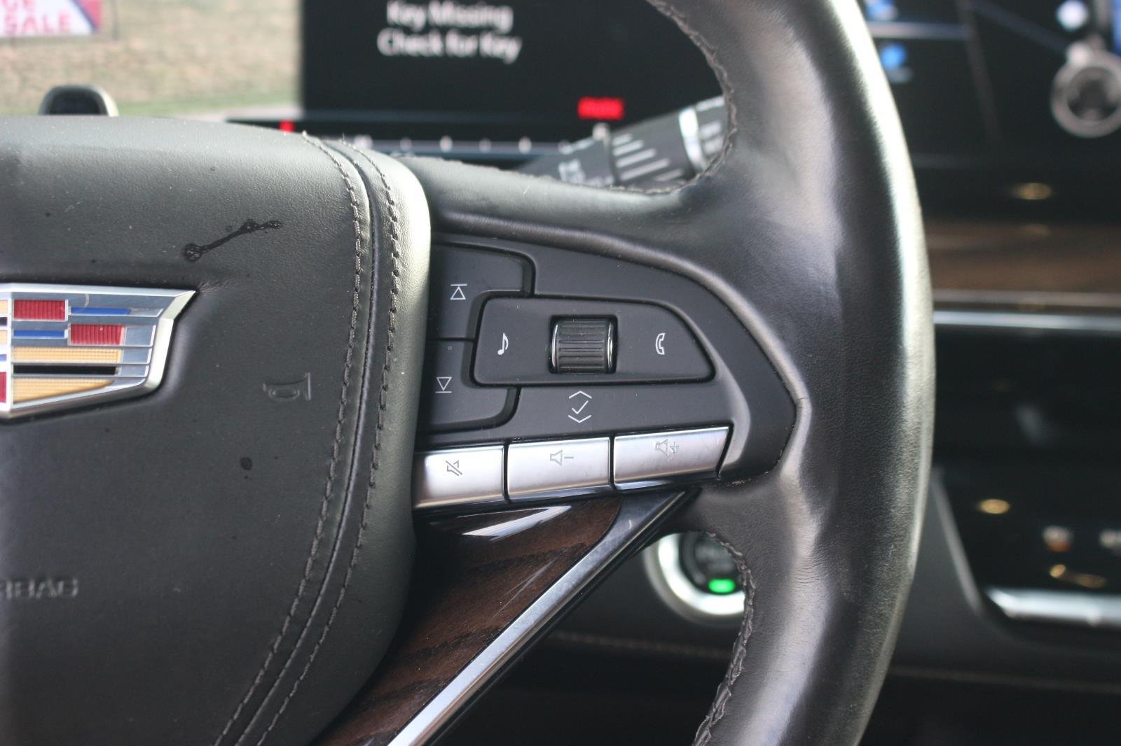Used 2021 BLACK RAVEN Cadillac Sport Platinum image 18