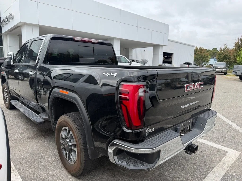 Certified Used 2024 Onyx Black GMC SLT image 11
