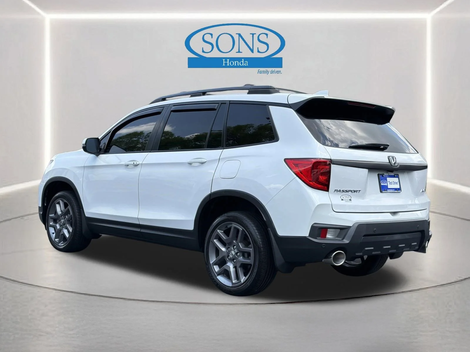 Certified Used 2023 White Honda EX-L image 25