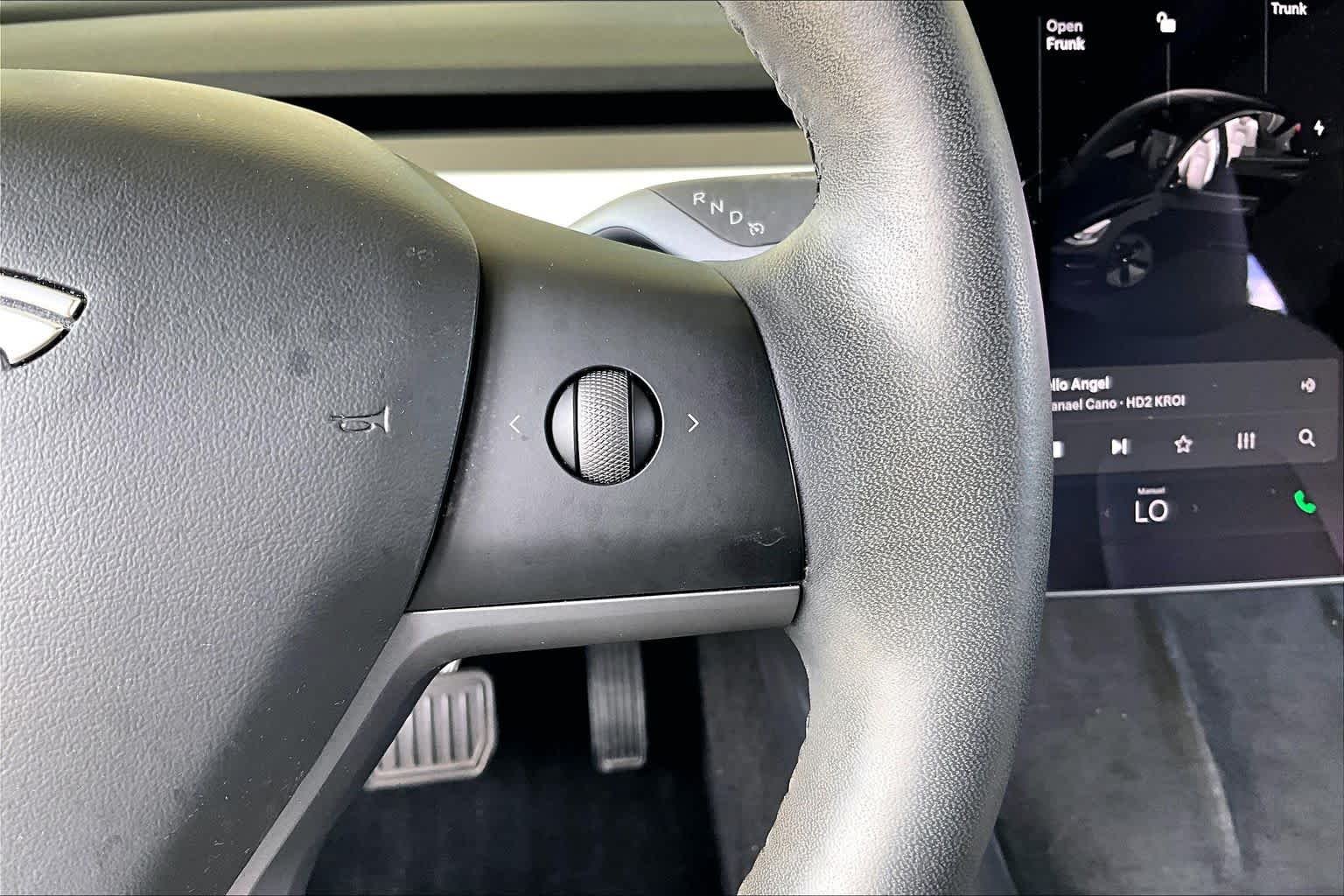 Used 2021 Solid Black Tesla Standard Range Plus image 21
