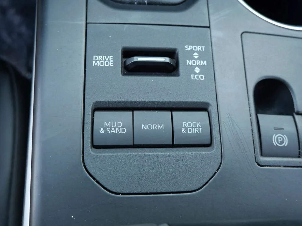 2023 Toyota Highlander XLE - Photo 22