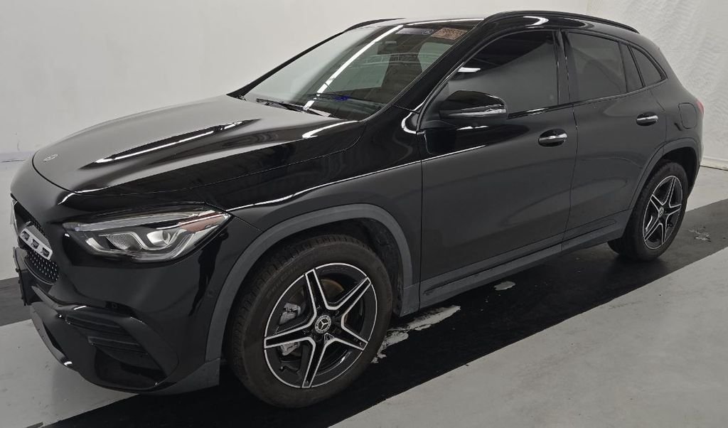 2022 Mercedes-Benz GLA GLA 250 4MATIC's photo