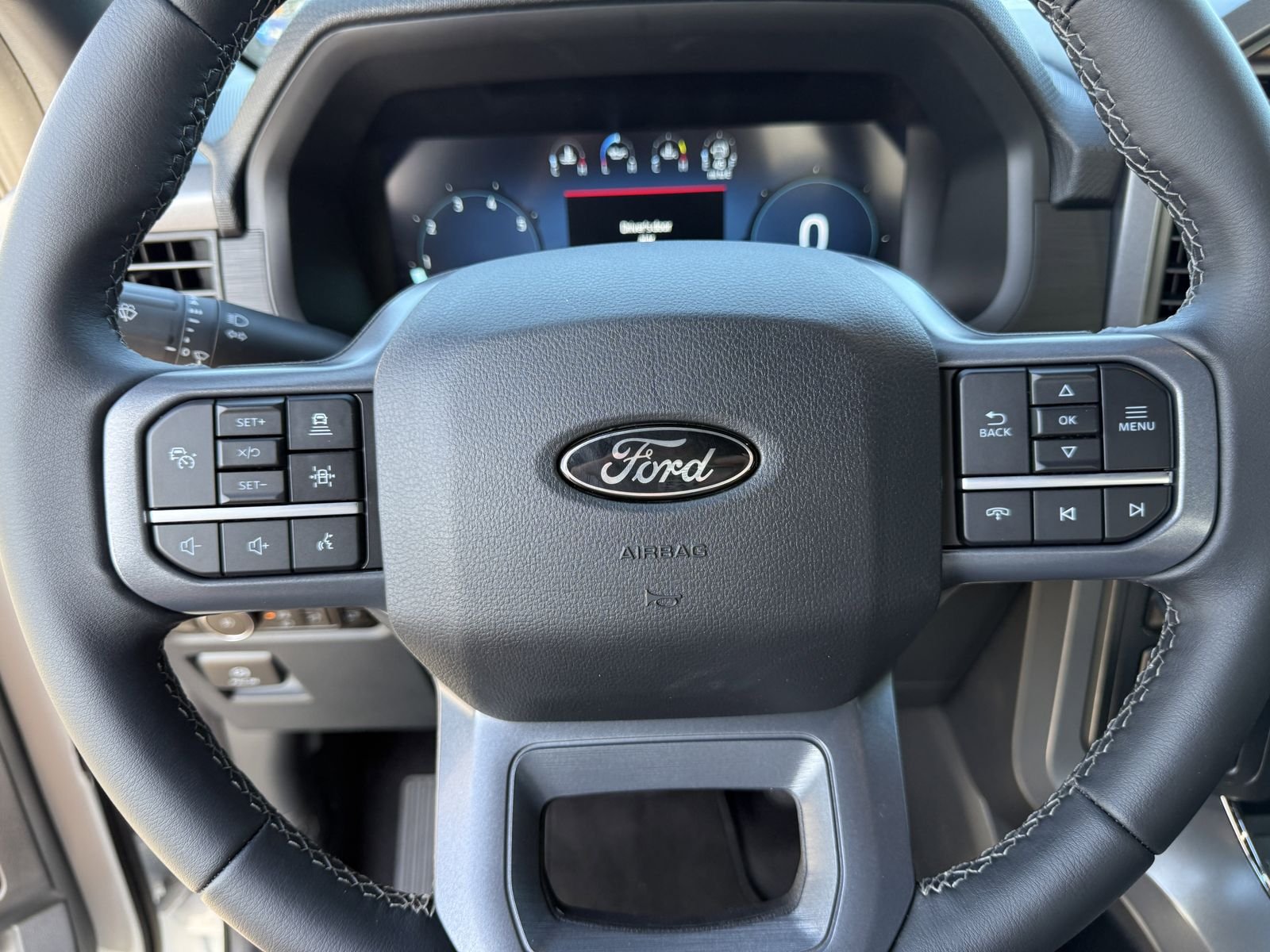 New 2026 Oxford White Ford XLT image 26