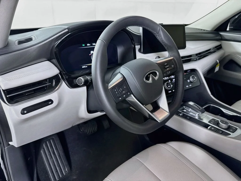 Certified Used 2026 Black INFINITI PURE image 12