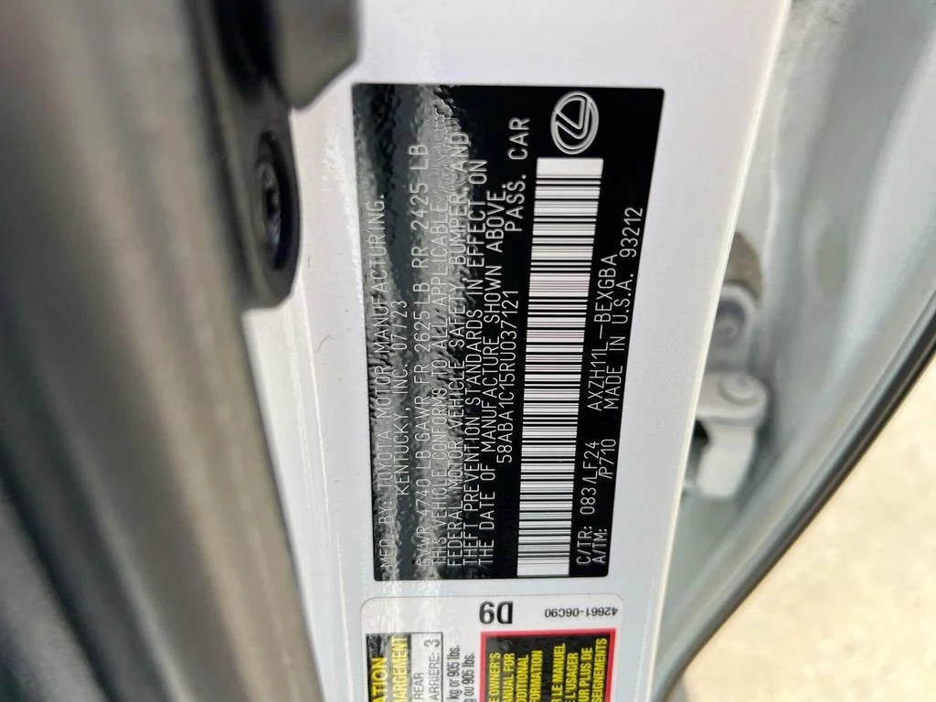 Certified Used 2024 WHITE NOVA GF. Lexus 300h F SPORT Handling image 23