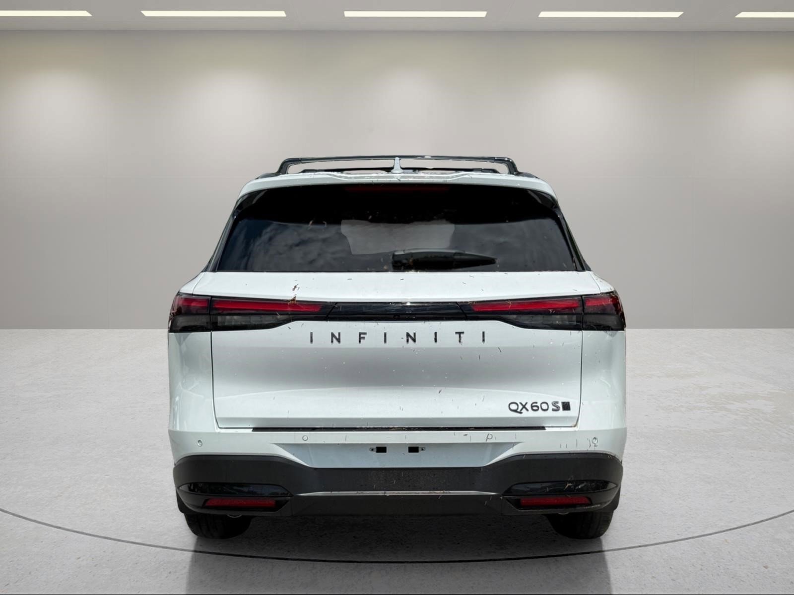 New 2027 RADIANT WHITE INFINITI Sport AWD image 6