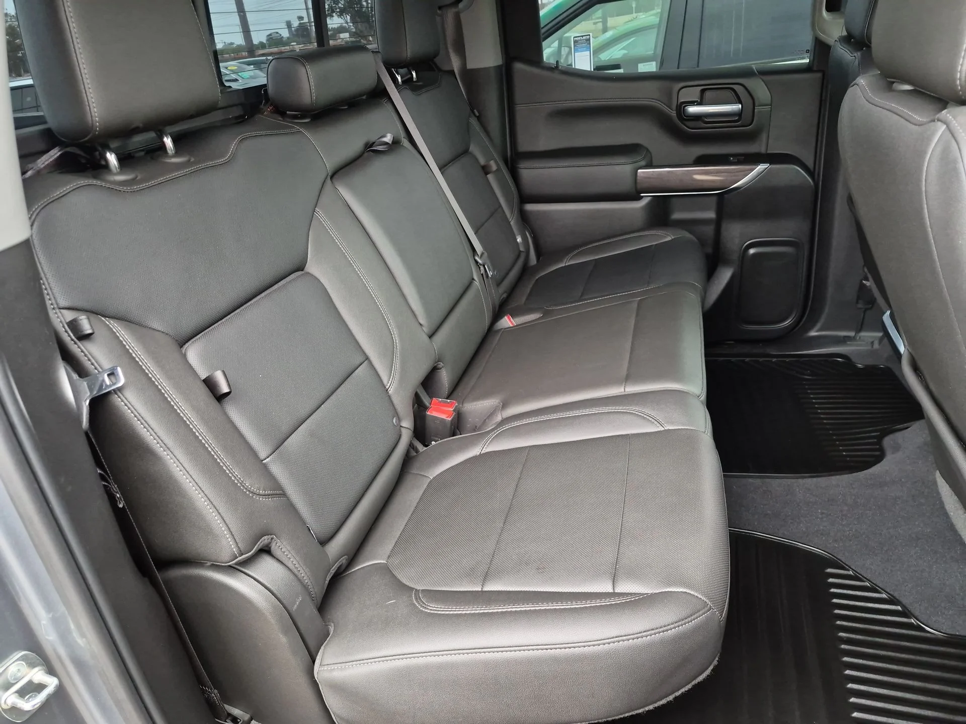Used 2019 Gray Chevrolet LTZ image 27