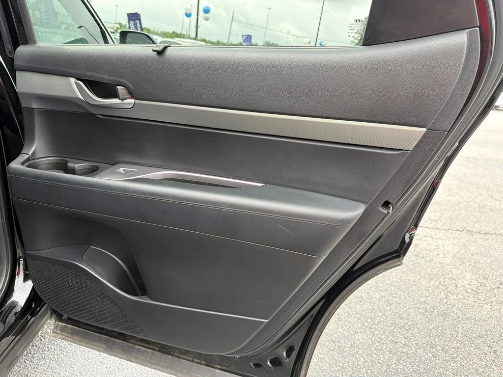 Used 2024 Black Hyundai XRT image 16
