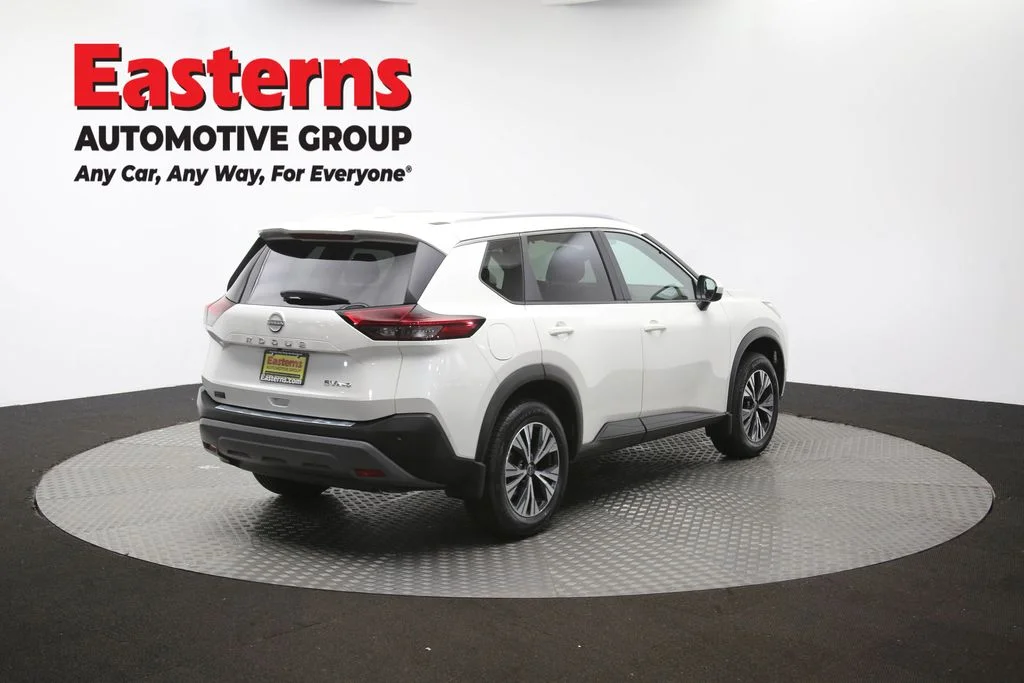 Used 2023 White Nissan SV image 41