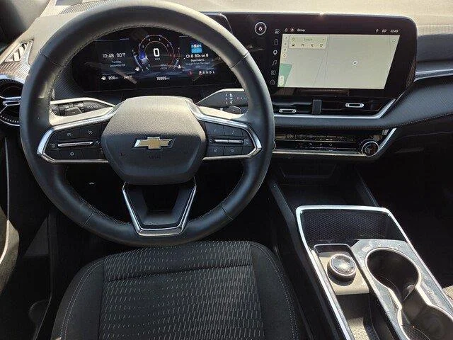 Used 2026 Summit White Chevrolet AWD LT image 25