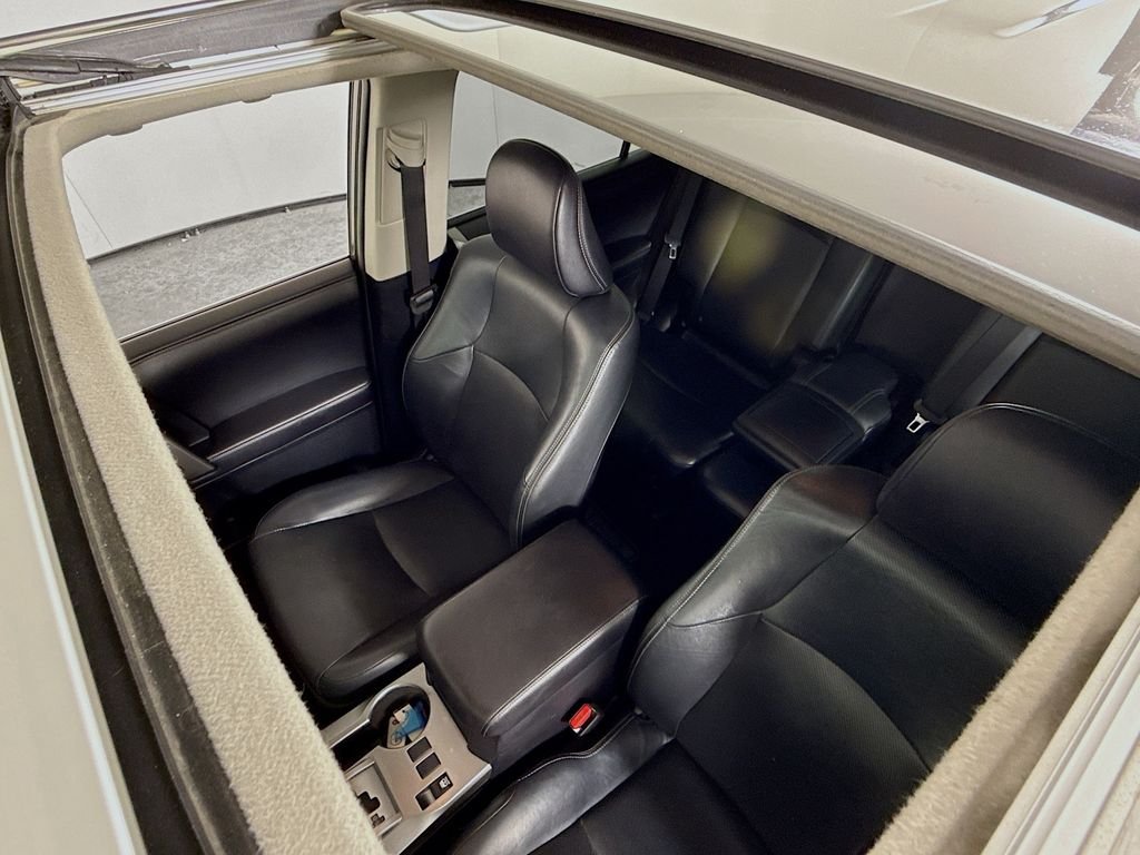 Used 2016 Magnetic Gray Metallic Toyota Limited image 3