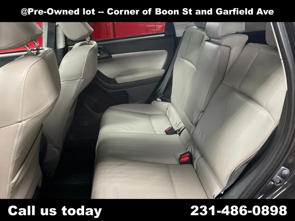 Used 2014 Gray Subaru 2.5i Touring image 27
